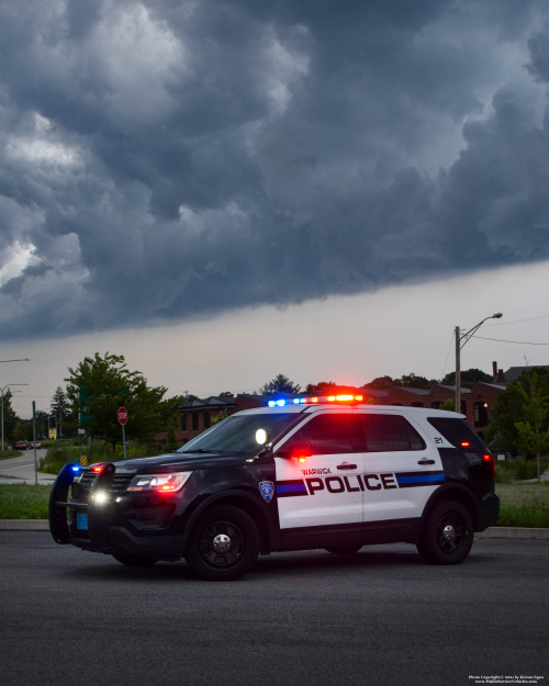 Additional photo  of Warwick Police
                    Cruiser P-21, a 2019 Ford Police Interceptor Utility                     taken by @riemergencyvehicles