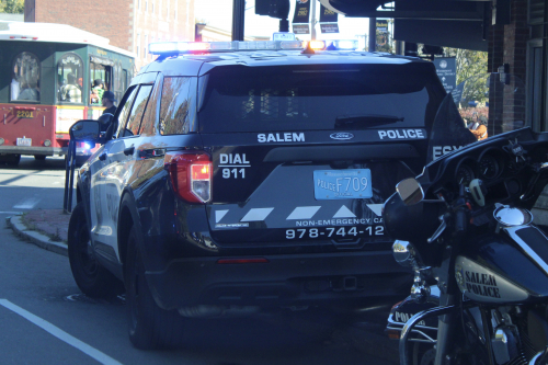 Additional photo  of Salem Police
                    ESX Unit, a 2021 Ford Police Interceptor Utility                     taken by @riemergencyvehicles