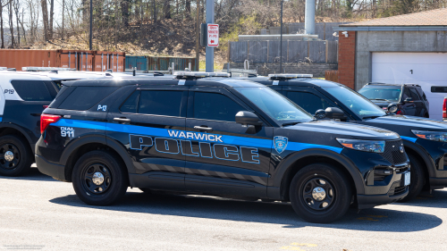 Additional photo  of Warwick Police
                    Cruiser P-13, a 2022 Ford Police Interceptor Utility                     taken by @riemergencyvehicles