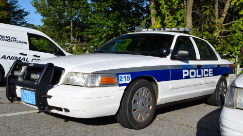 Additional photo  of North Kingstown Police
                    Cruiser 219, a 2011 Ford Crown Victoria Police Interceptor                     taken by @riemergencyvehicles