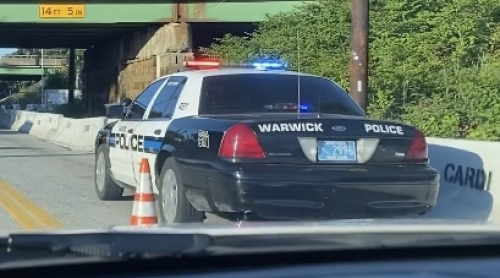 Additional photo  of Warwick Police
                    Cruiser R-81, a 2009-2011 Ford Crown Victoria Police Interceptor                     taken by Kieran Egan