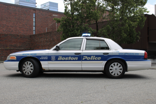 Additional photo  of Boston Police
                    Cruiser 1126, a 2011 Ford Crown Victoria Police Interceptor                     taken by @riemergencyvehicles