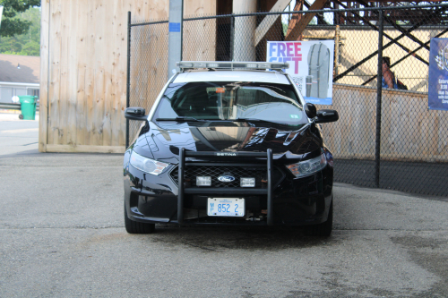 Additional photo  of Northwood Police
                    Car 2, a 2013 Ford Taurus                     taken by @riemergencyvehicles