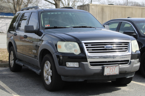 Additional photo  of Warwick Fire
                    Unmarked Unit, a 2006-2010 Ford Explorer                     taken by Kieran Egan