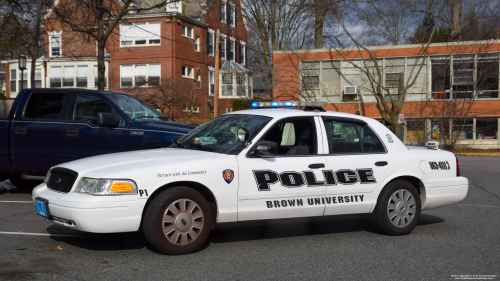 Additional photo  of Brown University Police
                    Patrol 1, a 2011 Ford Crown Victoria Police Interceptor                     taken by Kieran Egan