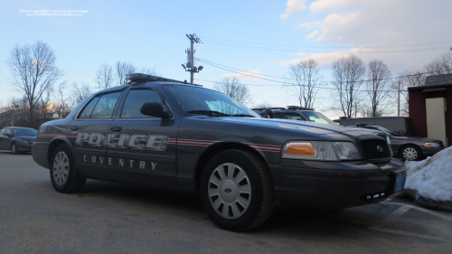 Additional photo  of Coventry Police
                    Cruiser 117, a 2011 Ford Crown Victoria Police Interceptor                     taken by Kieran Egan