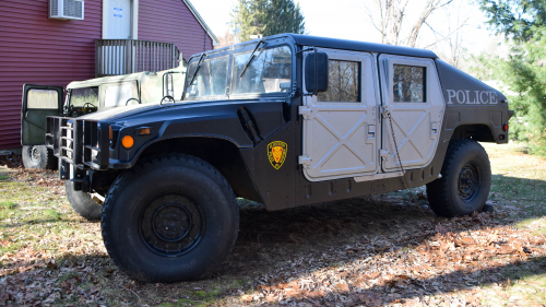 Additional photo  of Glocester Police
                    Humvee 553, a 1990-2000 AM General Humvee                     taken by Kieran Egan