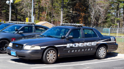 Additional photo  of Coventry Police
                    Cruiser 117, a 2011 Ford Crown Victoria Police Interceptor                     taken by Kieran Egan