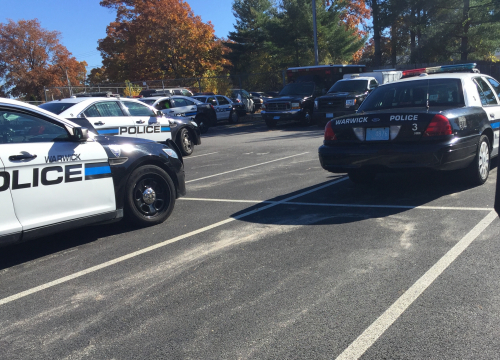 Additional photo  of Warwick Police
                    Cruiser P-3, a 2011 Ford Crown Victoria Police Interceptor                     taken by @riemergencyvehicles