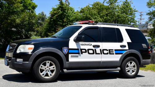 Additional photo  of Warwick Police
                    Crime Scene Unit, a 2006-2010 Ford Explorer                     taken by @riemergencyvehicles