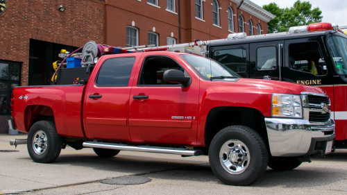 Additional photo  of Warren Fire
                    Brush 1, a 2008 Chevrolet 2500HD                     taken by Kieran Egan