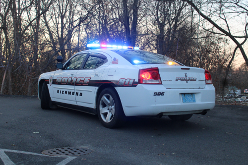 Additional photo  of Richmond Police
                    Cruiser 906, a 2006-2010 Dodge Charger                     taken by @riemergencyvehicles