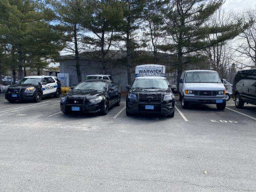 Additional photo  of Warwick Police
                    Cruiser T-32, a 2013-2015 Ford Police Interceptor Utility                     taken by @riemergencyvehicles