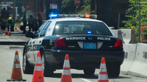 Additional photo  of Warwick Police
                    Cruiser R-70, a 2009-2011 Ford Crown Victoria Police Interceptor                     taken by Kieran Egan