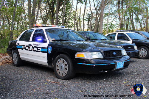 Additional photo  of Warwick Police
                    Cruiser R-78, a 2006-2008 Ford Crown Victoria Police Interceptor                     taken by @riemergencyvehicles