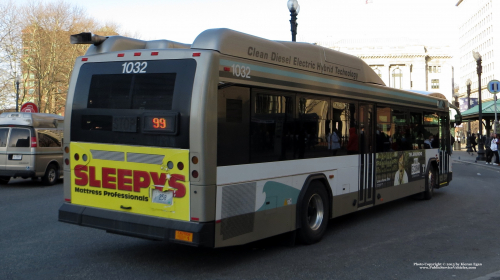 Additional photo  of Rhode Island Public Transit Authority
                    Bus 1032, a 2010 Gillig BRT HEV                     taken by Kieran Egan