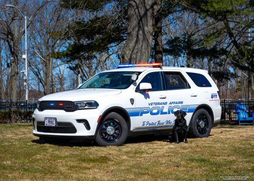 Additional photo  of Department of Veterans Affairs Police
                    Cruiser 0080Z, a 2021 Dodge Durango                     taken by Kieran Egan