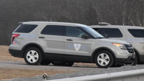 Additional photo  of Rhode Island State Police
                    Cruiser 129, a 2013 Ford Police Interceptor Utility                     taken by @riemergencyvehicles