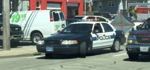 Additional photo  of Warwick Police
                    Cruiser P-52, a 2006-2008 Ford Crown Victoria Police Interceptor                     taken by Kieran Egan