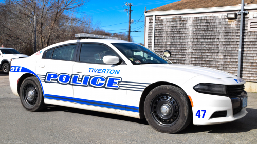 Additional photo  of Tiverton Police
                    Car 47, a 2016 Dodge Charger                     taken by @riemergencyvehicles