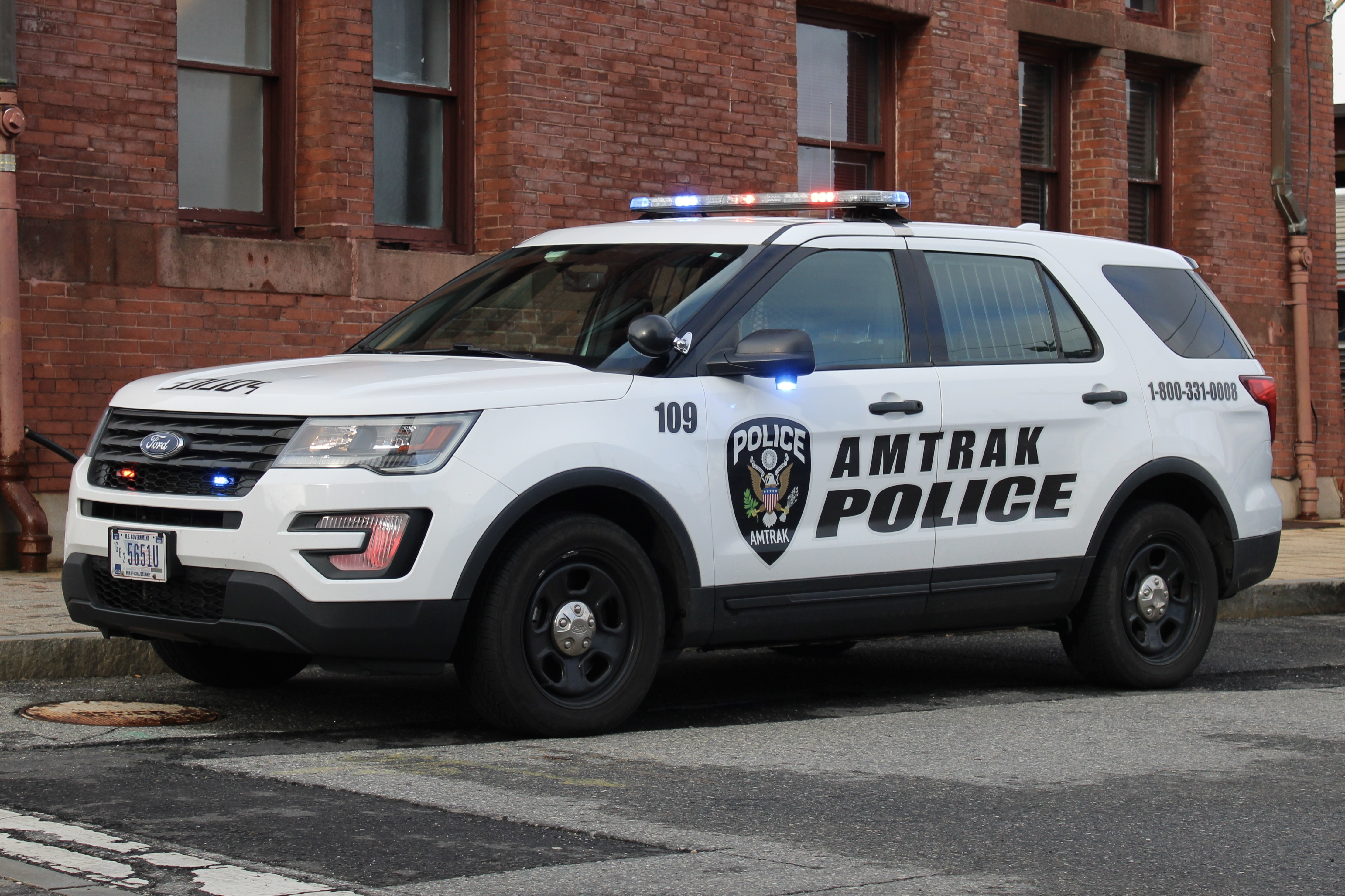 A photo  of Amtrak Police
            Cruiser 109, a 2016-2019 Ford Police Interceptor Utility             taken by @riemergencyvehicles