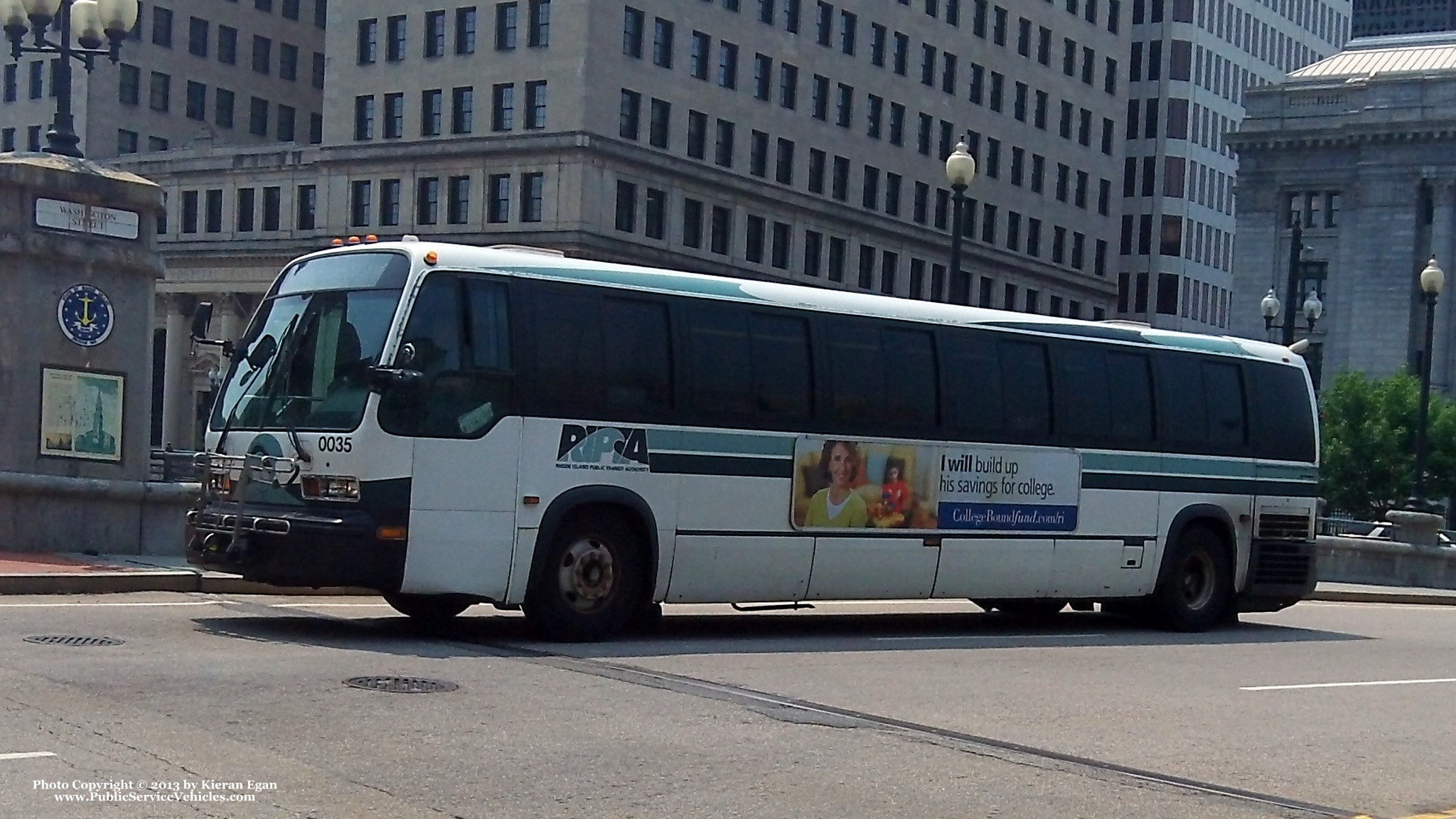 A photo  of Rhode Island Public Transit Authority
            Bus 0035, a 2000 Nova Bus RTS T82VN             taken by Kieran Egan