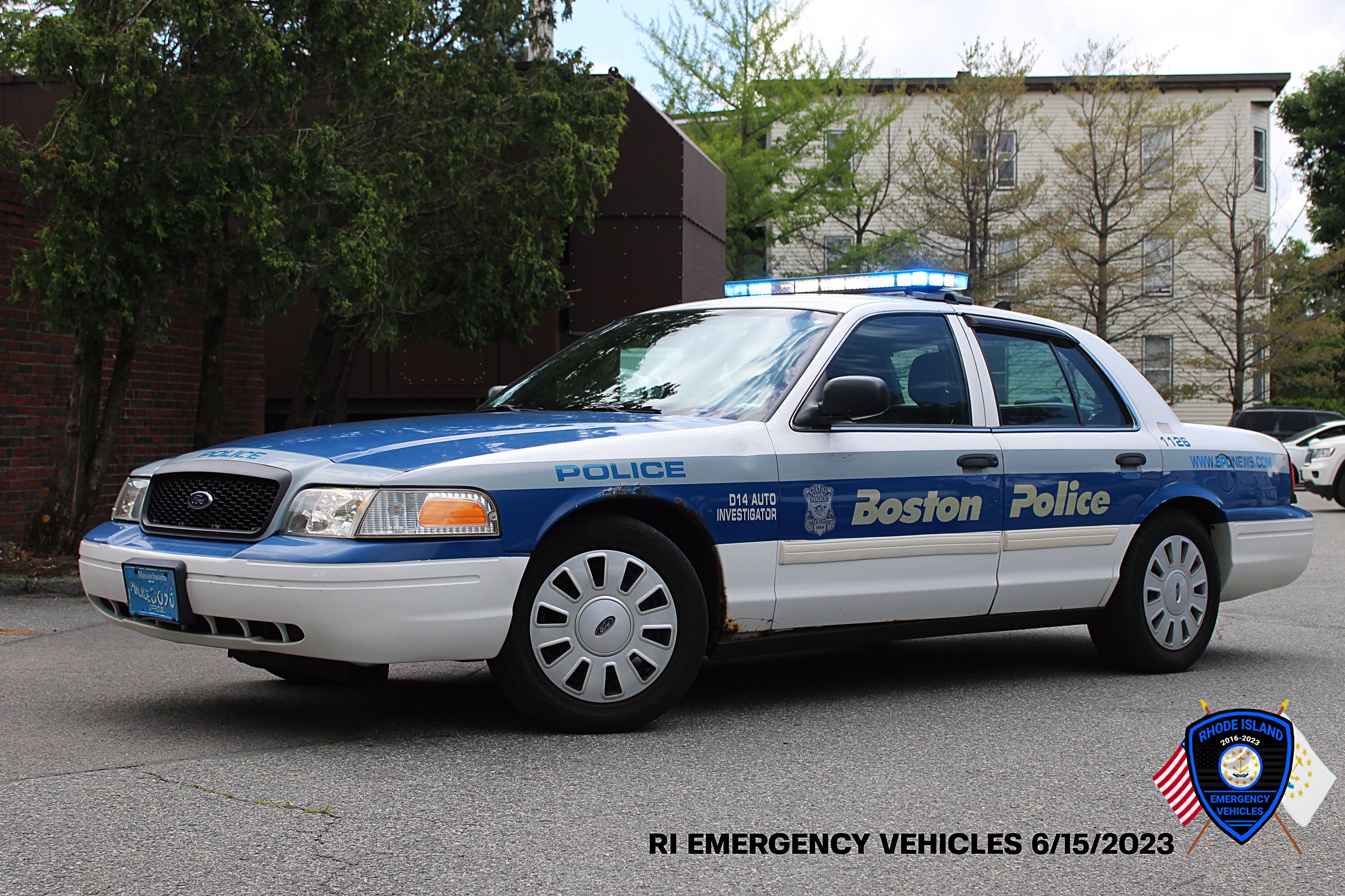 A photo  of Boston Police
            Cruiser 1126, a 2011 Ford Crown Victoria Police Interceptor             taken by @riemergencyvehicles