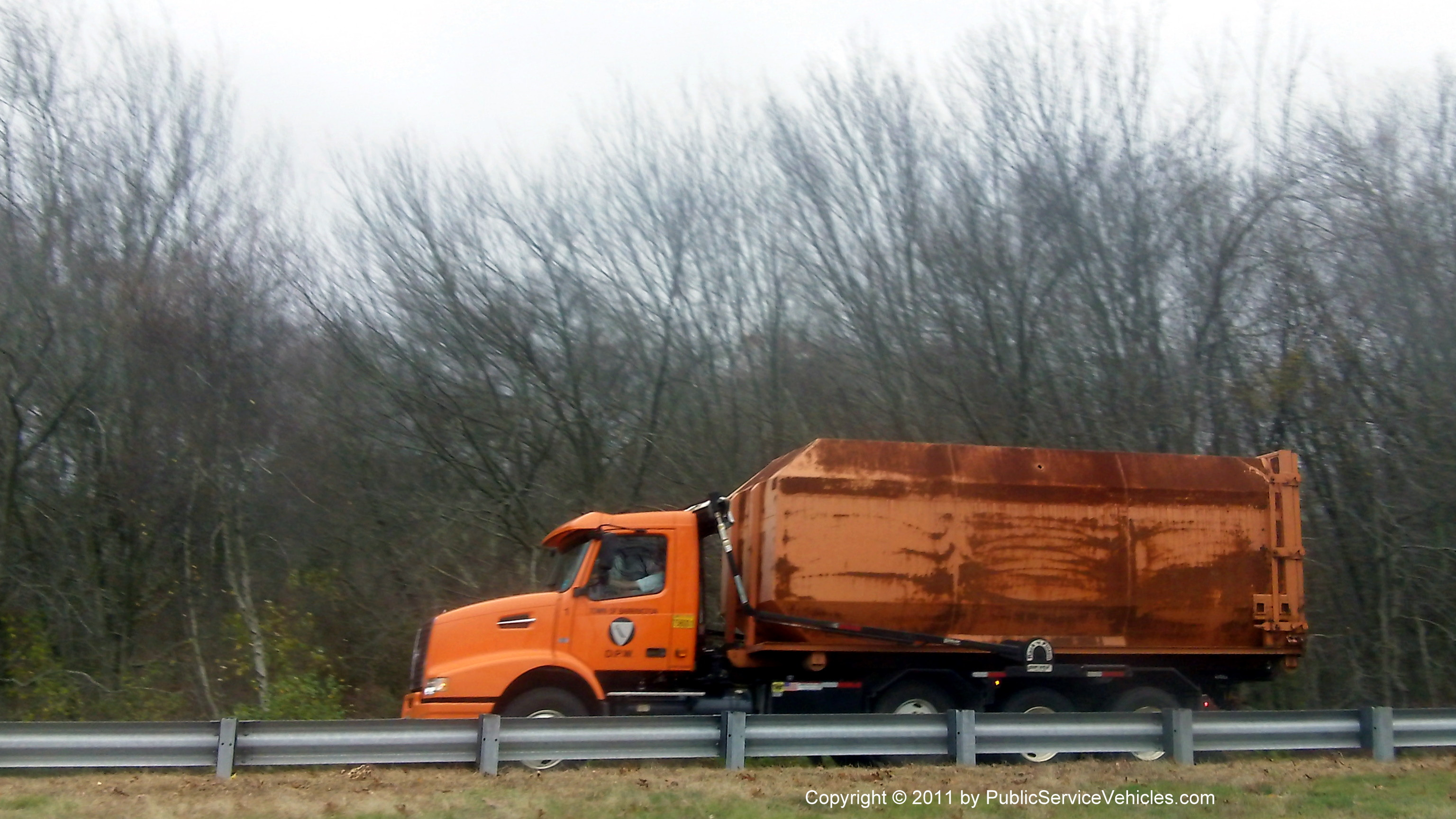 A photo  of Barrington Public Works
            Truck 1, a 2006 Volvo Roll-Off             taken by Kieran Egan