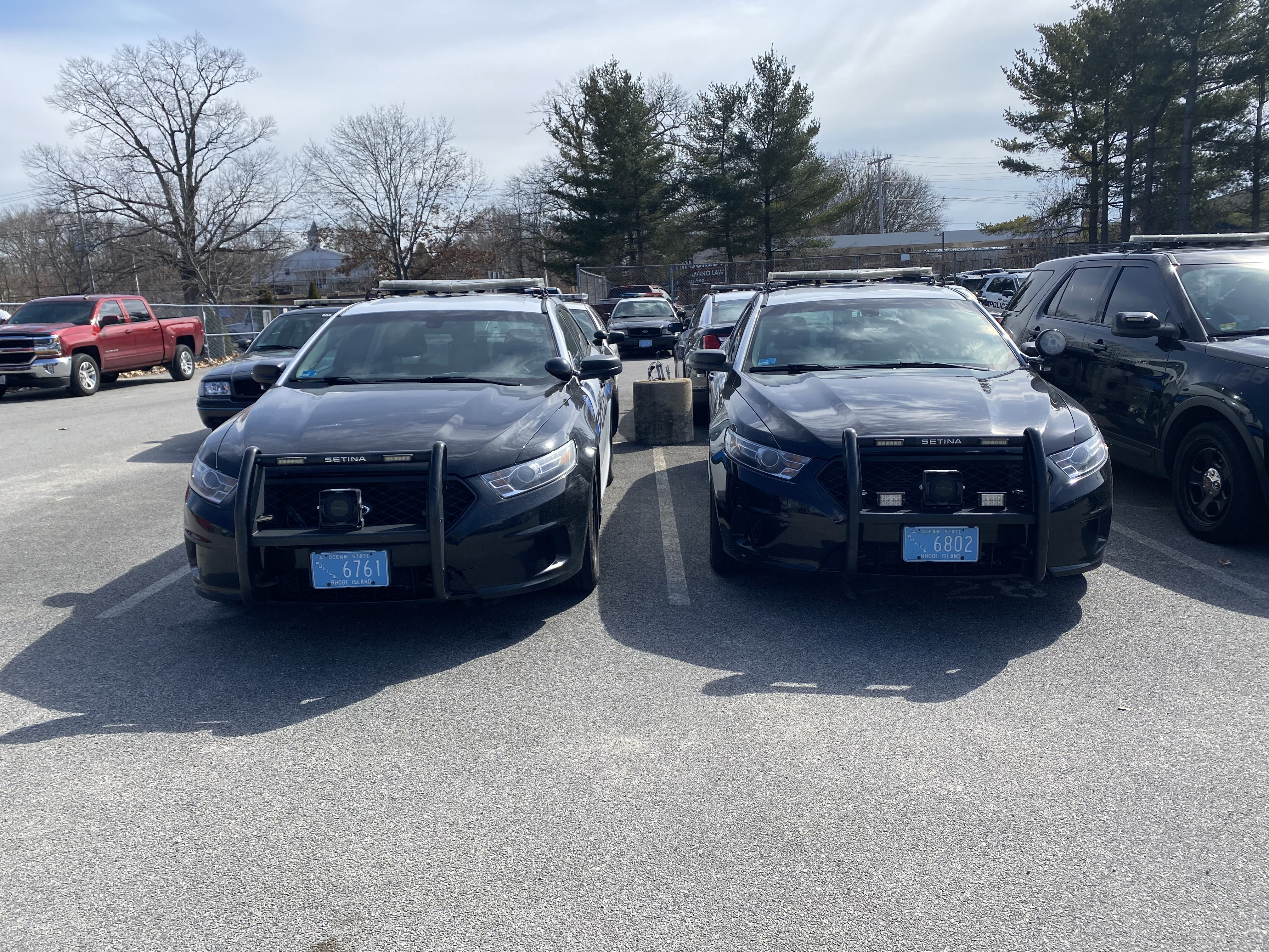 A photo  of Warwick Police
            Cruiser R-77, a 2015 Ford Police Interceptor Sedan             taken by @riemergencyvehicles