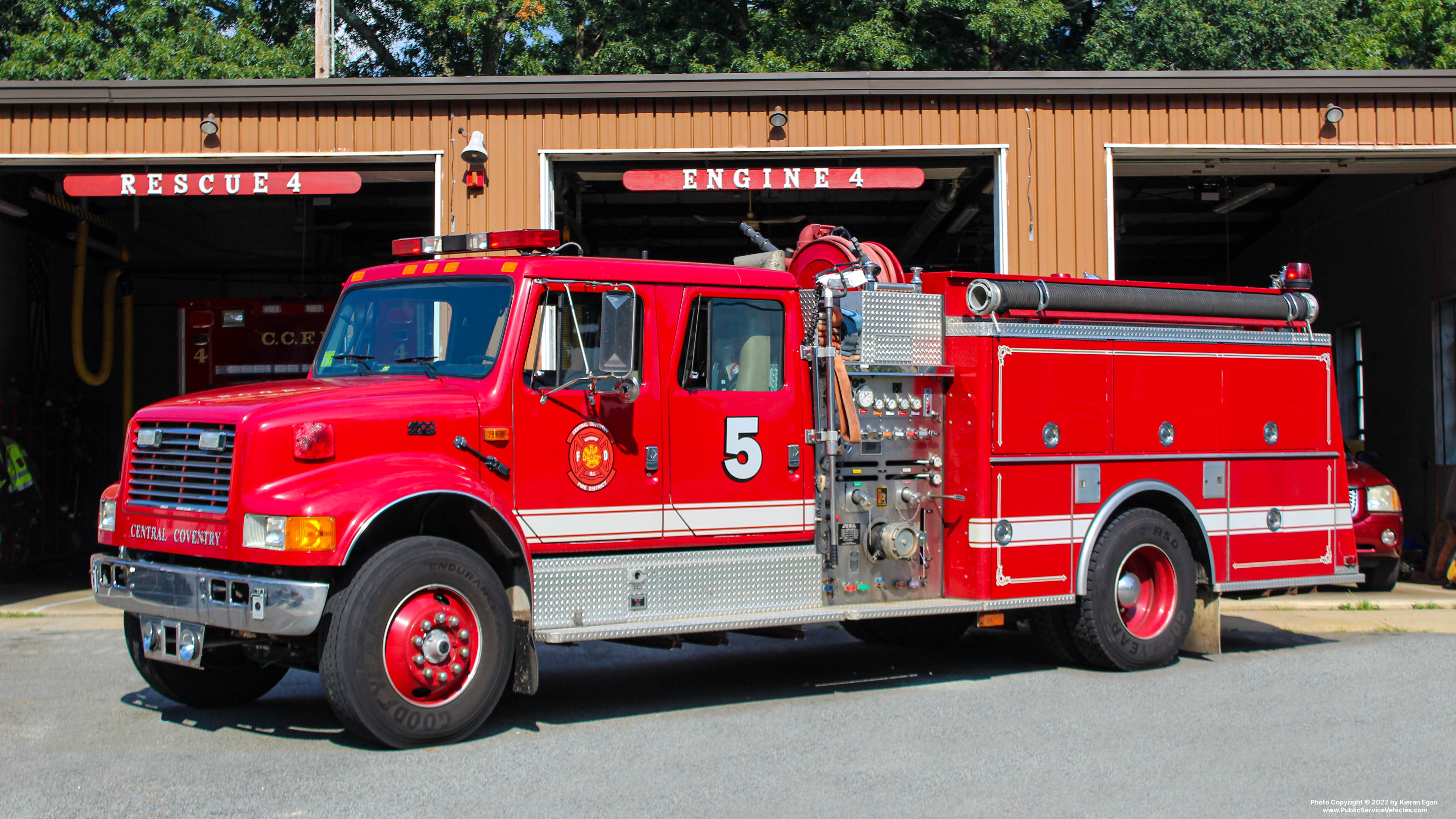 A photo  of Central Coventy Fire District
            Engine 5, a 1994 International             taken by Kieran Egan