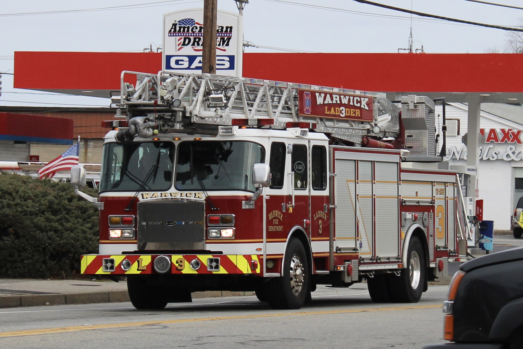 A photo  of Warwick Fire
            Ladder 3, a 2015 E-One Cyclone II Metro             taken by @riemergencyvehicles