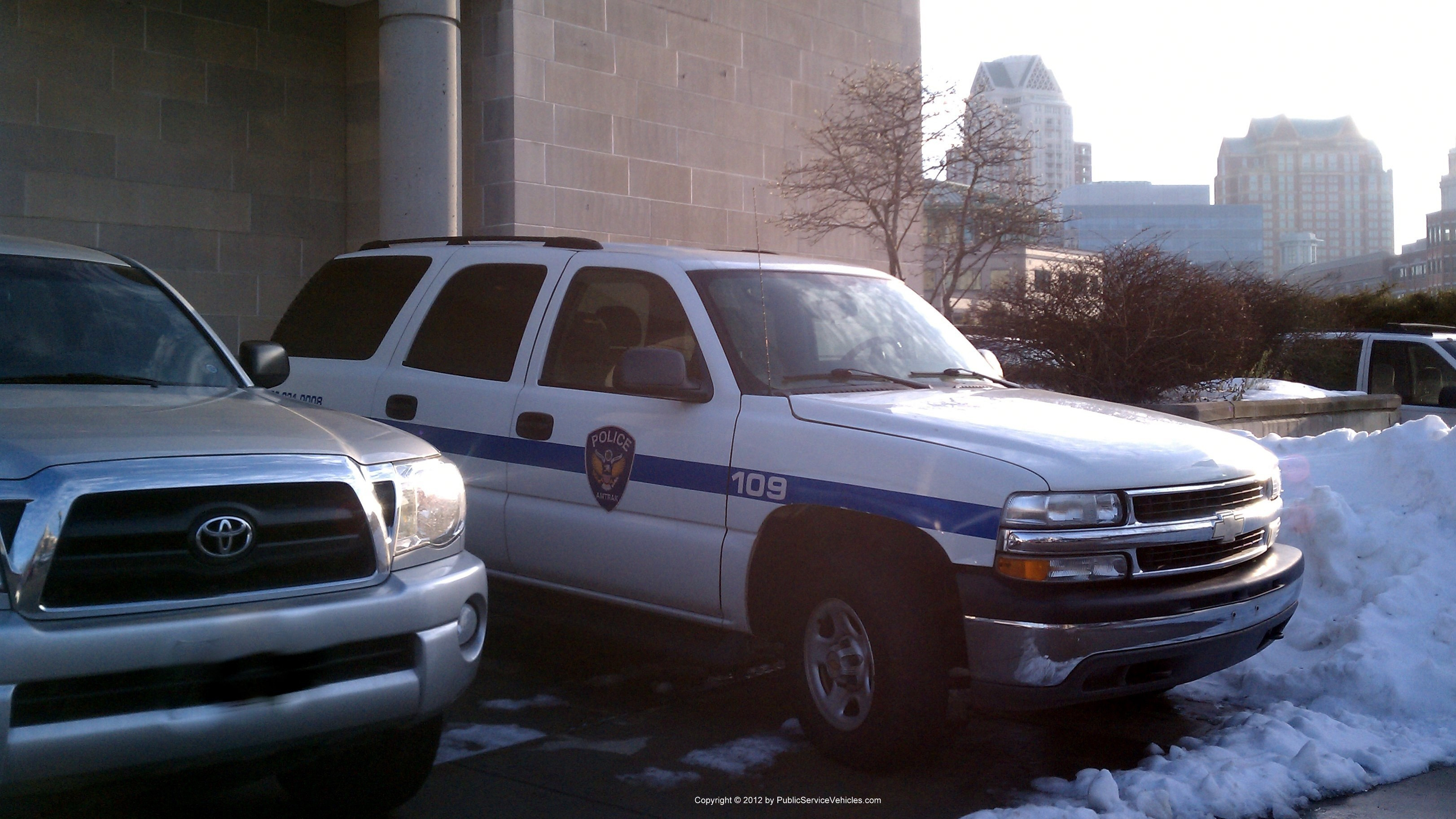 A photo  of Amtrak Police
            Cruiser 109, a 2000-2006 Chevrolet Tahoe             taken by Kieran Egan