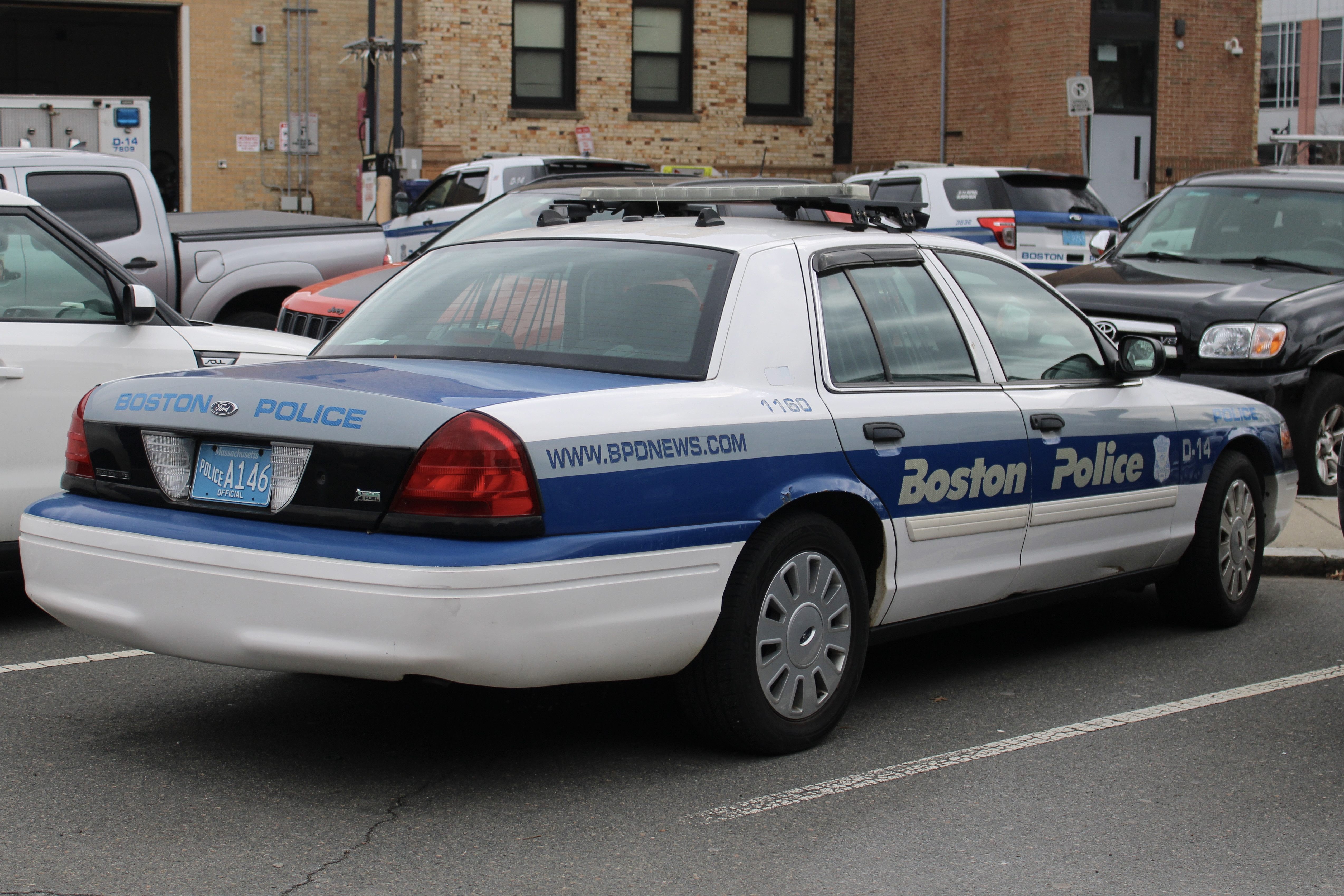 A photo  of Boston Police
            Cruiser 1160, a 2011 Ford Crown Victoria Police Interceptor             taken by @riemergencyvehicles