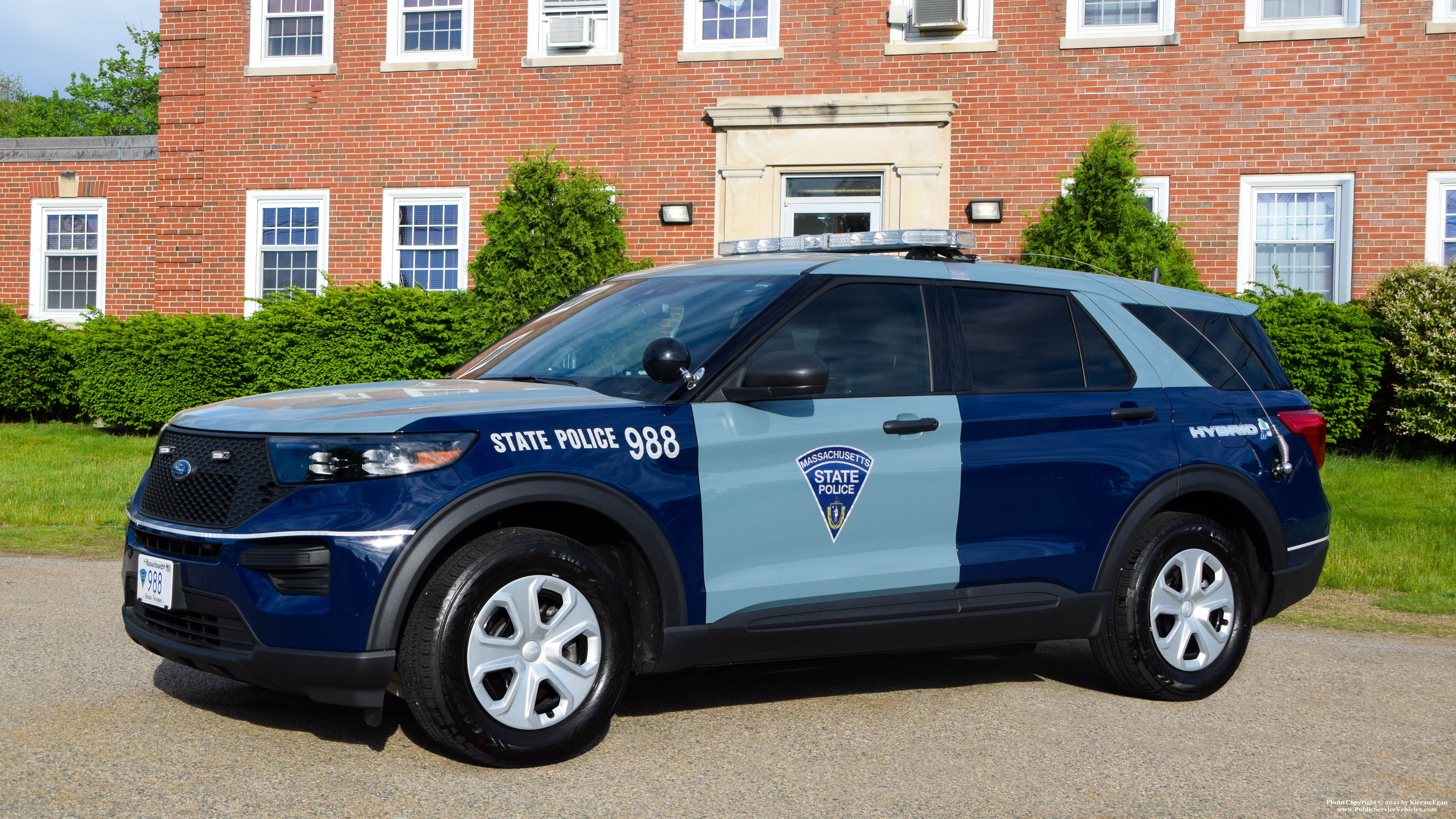 A photo  of Massachusetts State Police
            Cruiser 988, a 2020 Ford Police Interceptor Utility Hybrid             taken by Kieran Egan