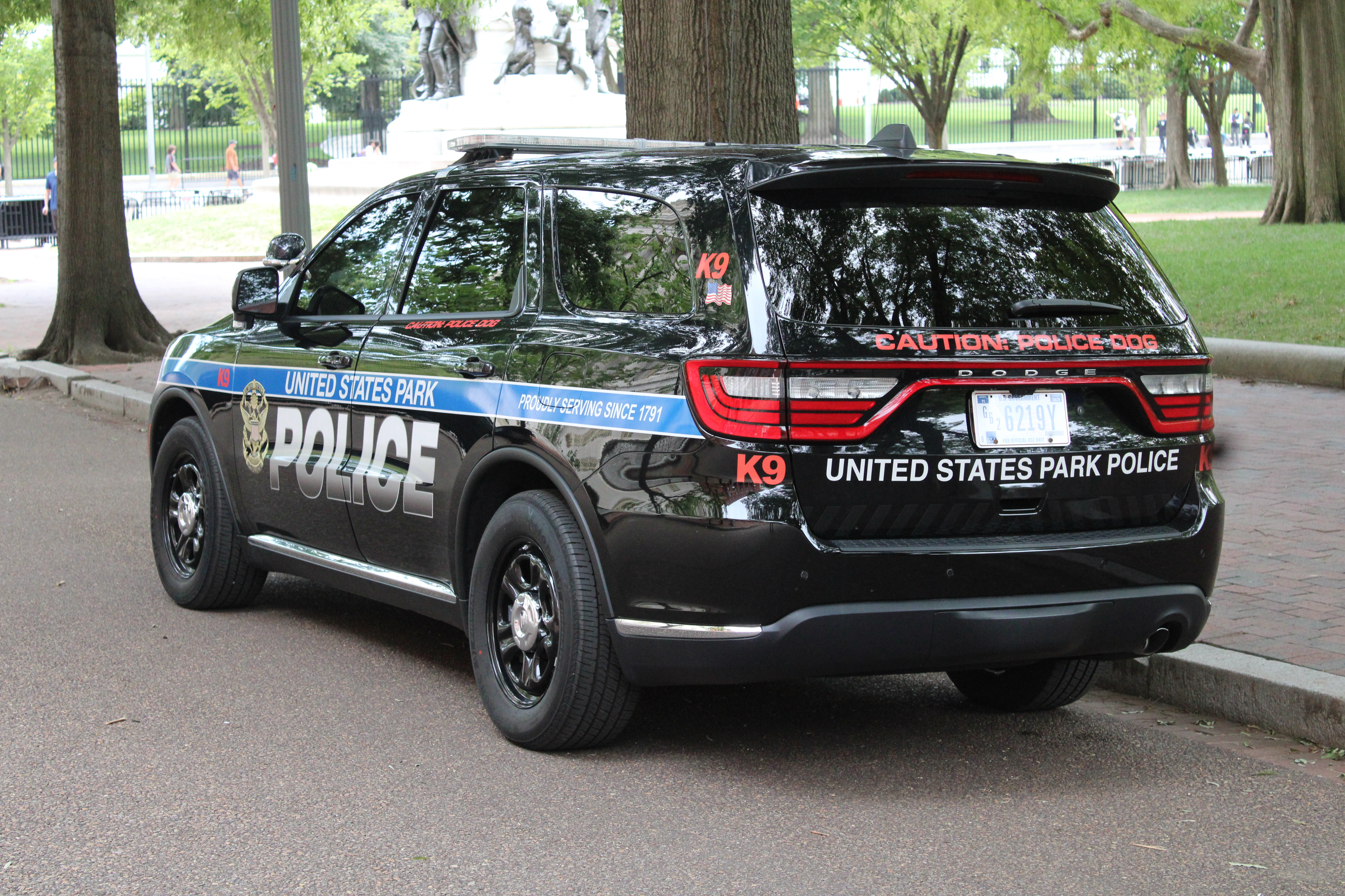 A photo  of United States Park Police
            Cruiser 6219, a 2021-2022 Dodge Durango             taken by @riemergencyvehicles