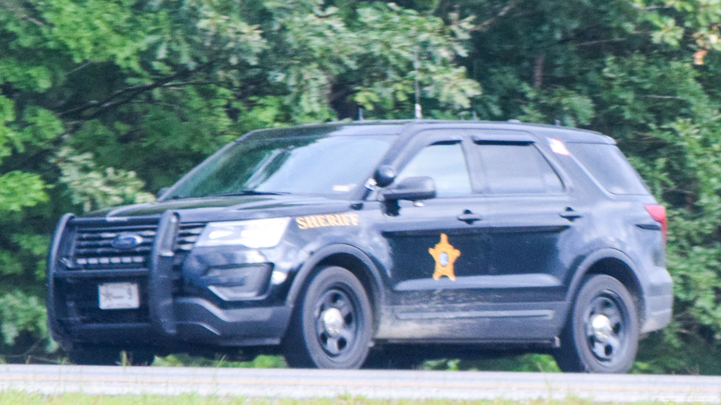 A photo  of Grafton County Sheriff
            Car 9, a 2016-2019 Ford Police Interceptor Utility             taken by Kieran Egan