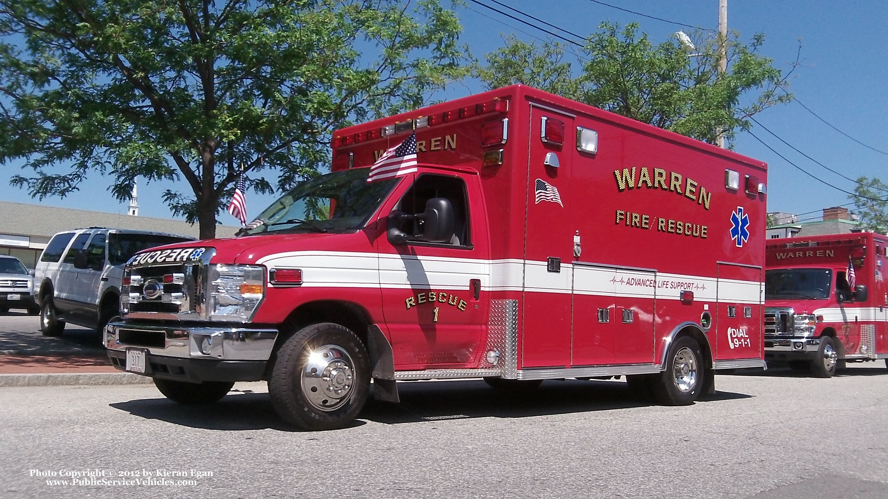 A photo  of Warren Fire
            Rescue 1, a 2010 Ford E-450             taken by Kieran Egan