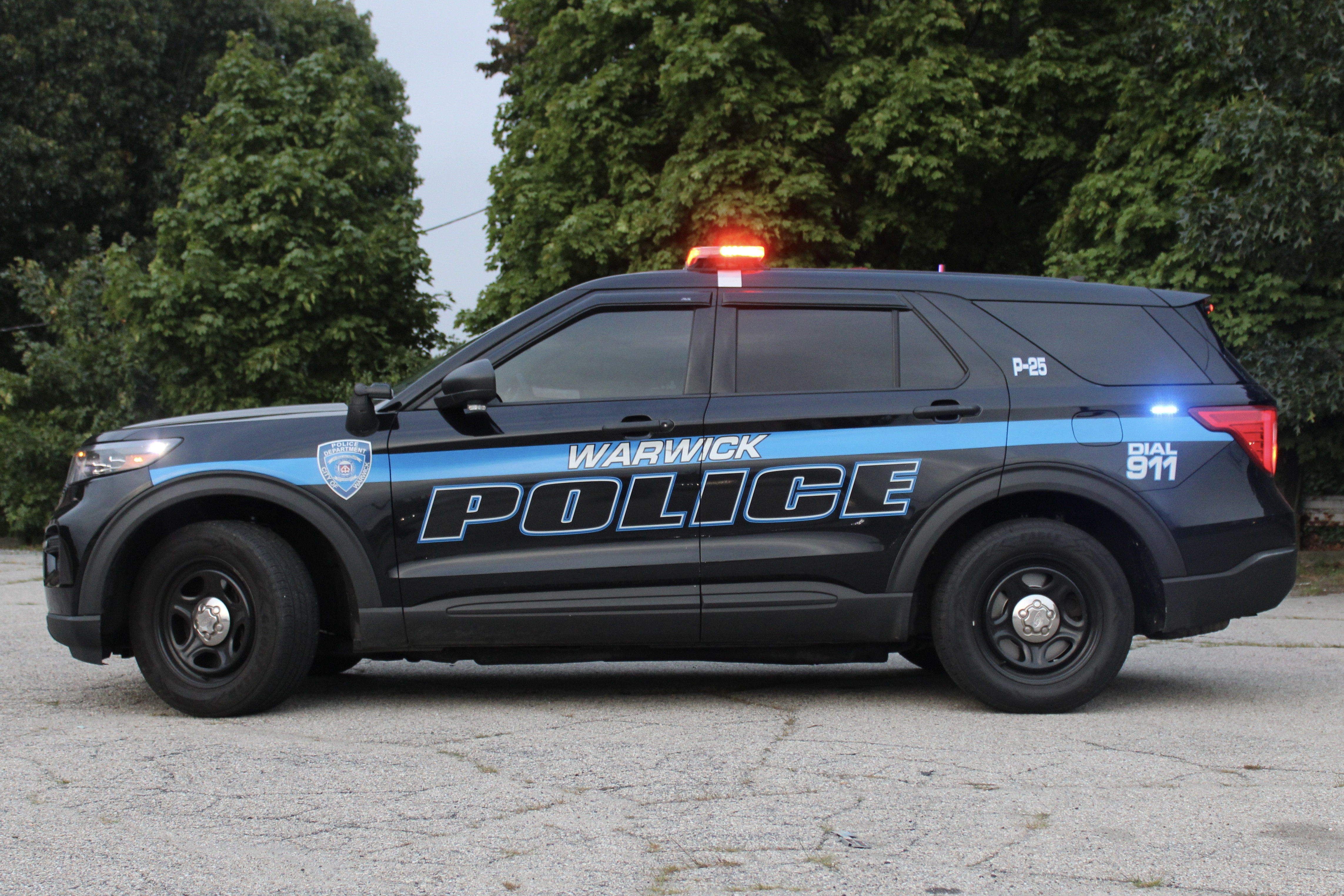 A photo  of Warwick Police
            Cruiser P-25, a 2021 Ford Police Interceptor Utility             taken by @riemergencyvehicles