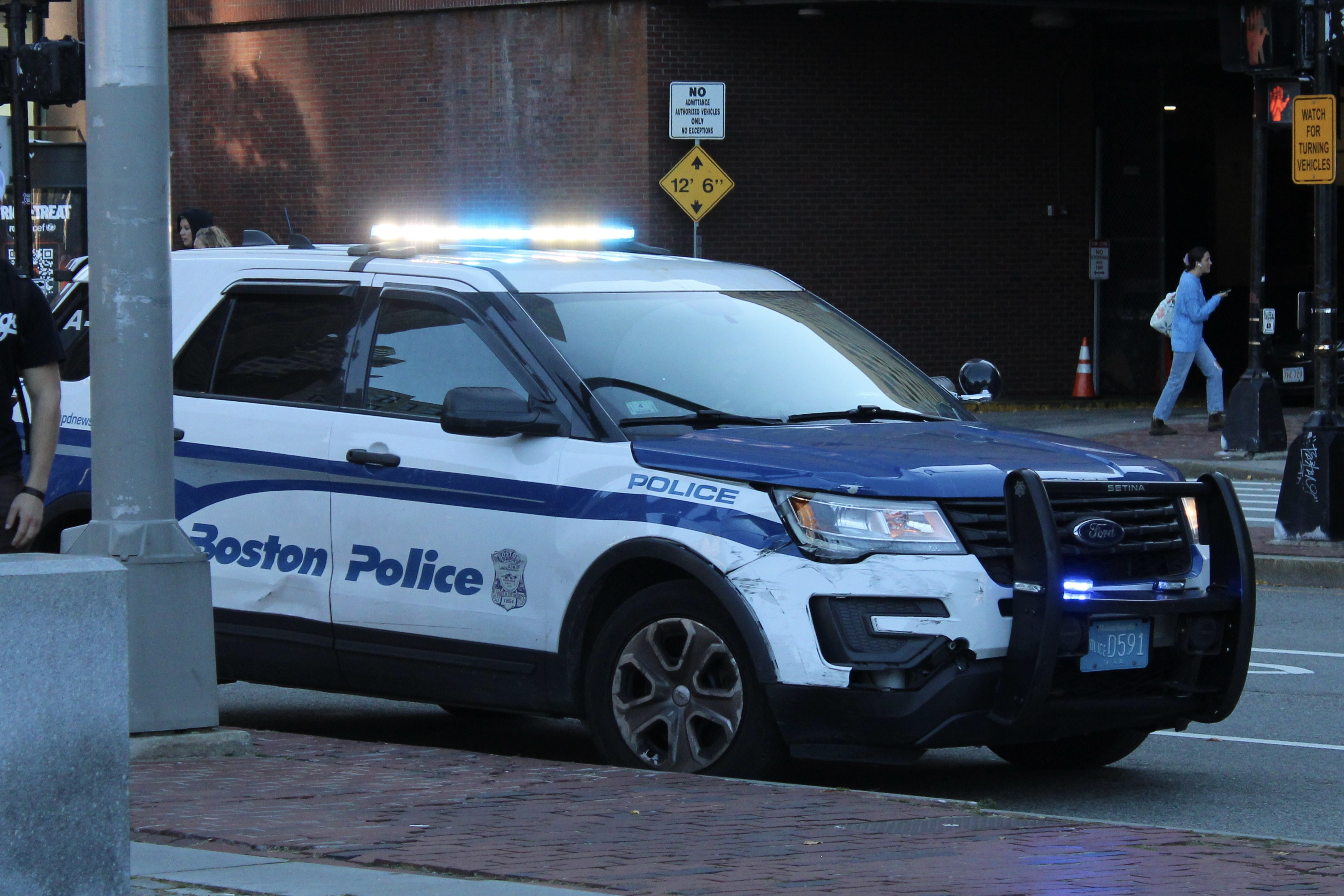 A photo  of Boston Police
            Cruiser 8543, a 2018 Ford Police Interceptor Utility             taken by @riemergencyvehicles