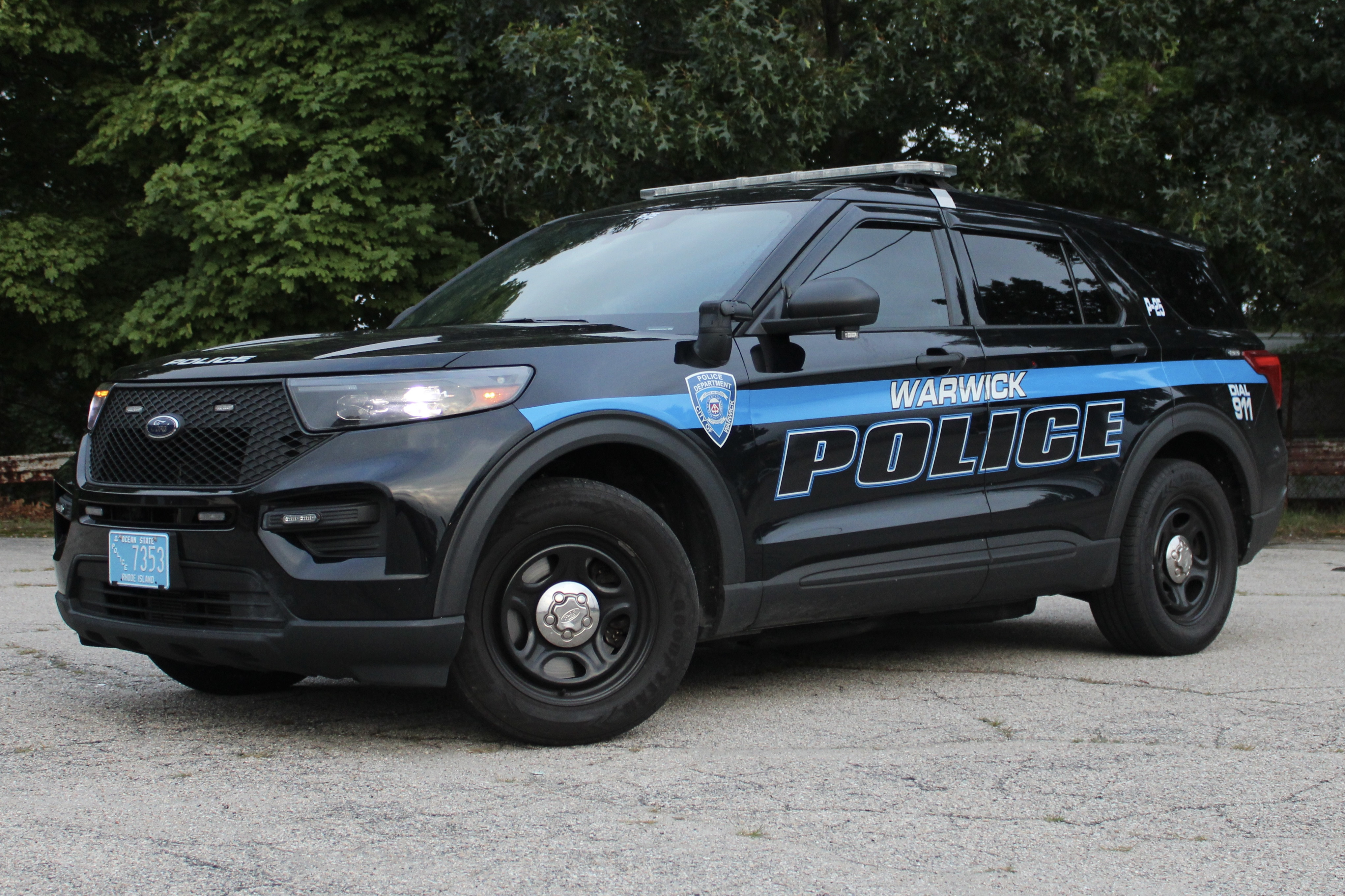 A photo  of Warwick Police
            Cruiser P-25, a 2021 Ford Police Interceptor Utility             taken by @riemergencyvehicles