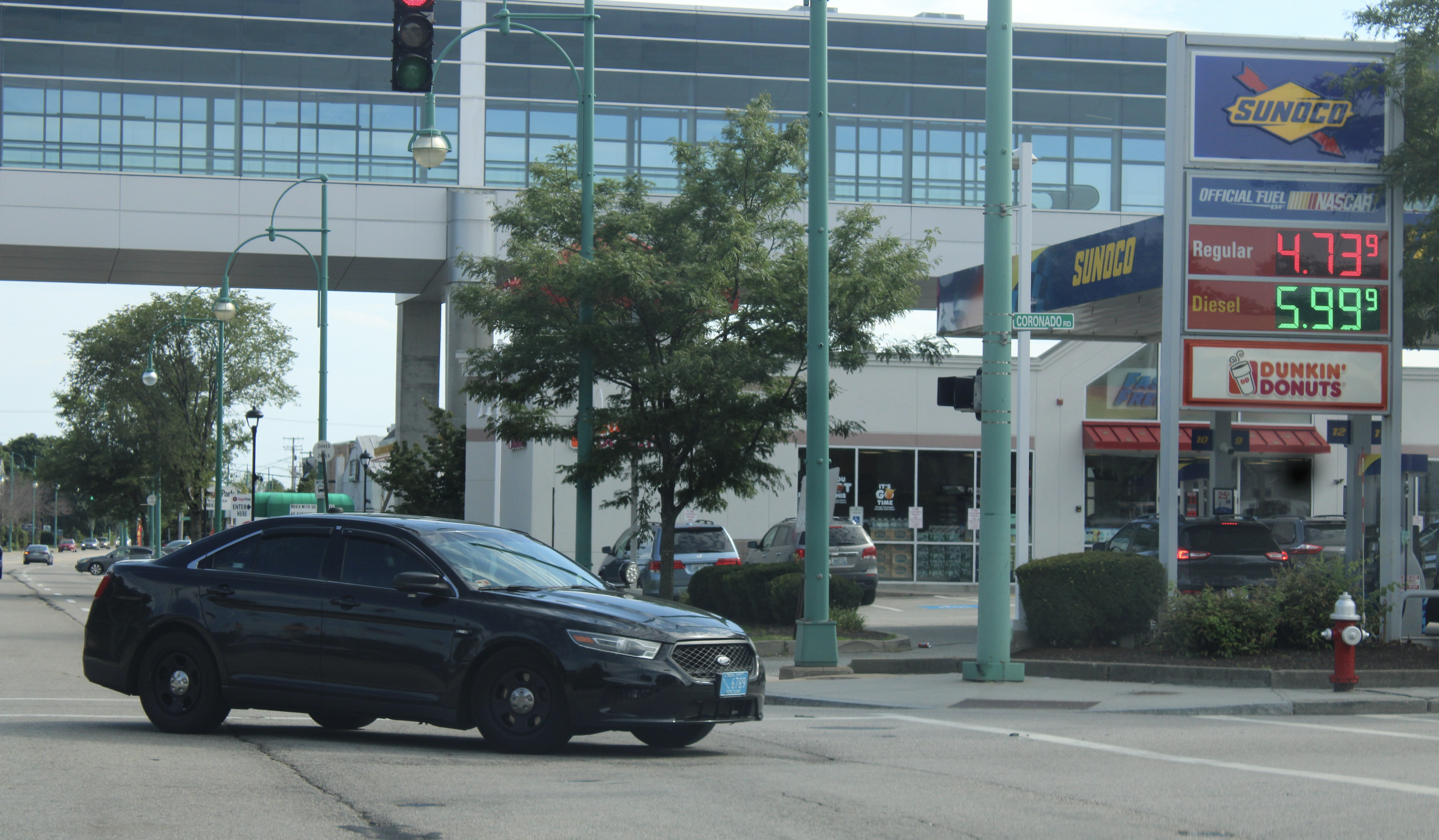 A photo  of Warwick Police
            Cruiser P-41, a 2015 Ford Police Interceptor Sedan             taken by @riemergencyvehicles