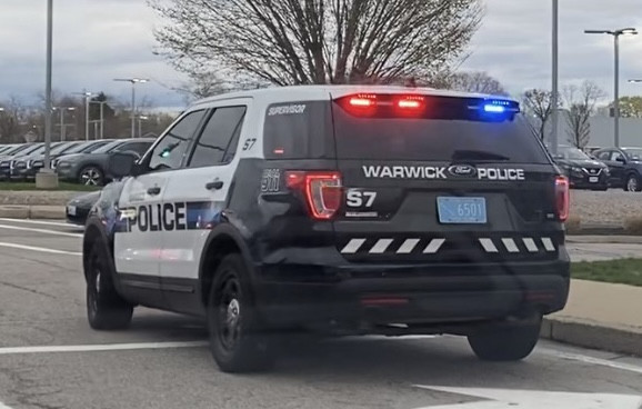 A photo  of Warwick Police
            Supervisor 7, a 2017 Ford Police Interceptor Utility             taken by @riemergencyvehicles