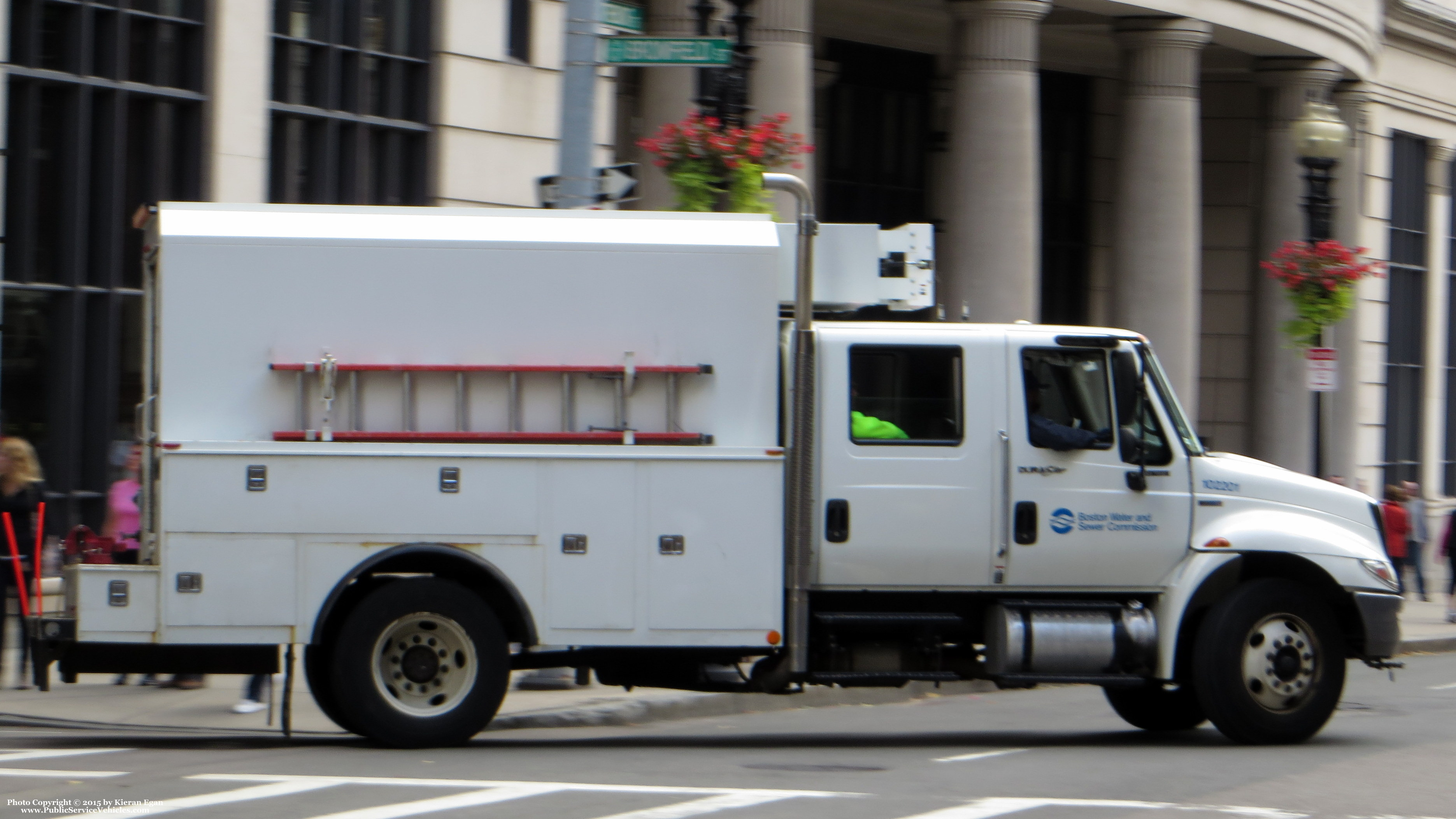 A photo  of Boston Water & Sewer Commission
            Truck 102201, a 2010 International DuraStar Crew Cab             taken by Kieran Egan