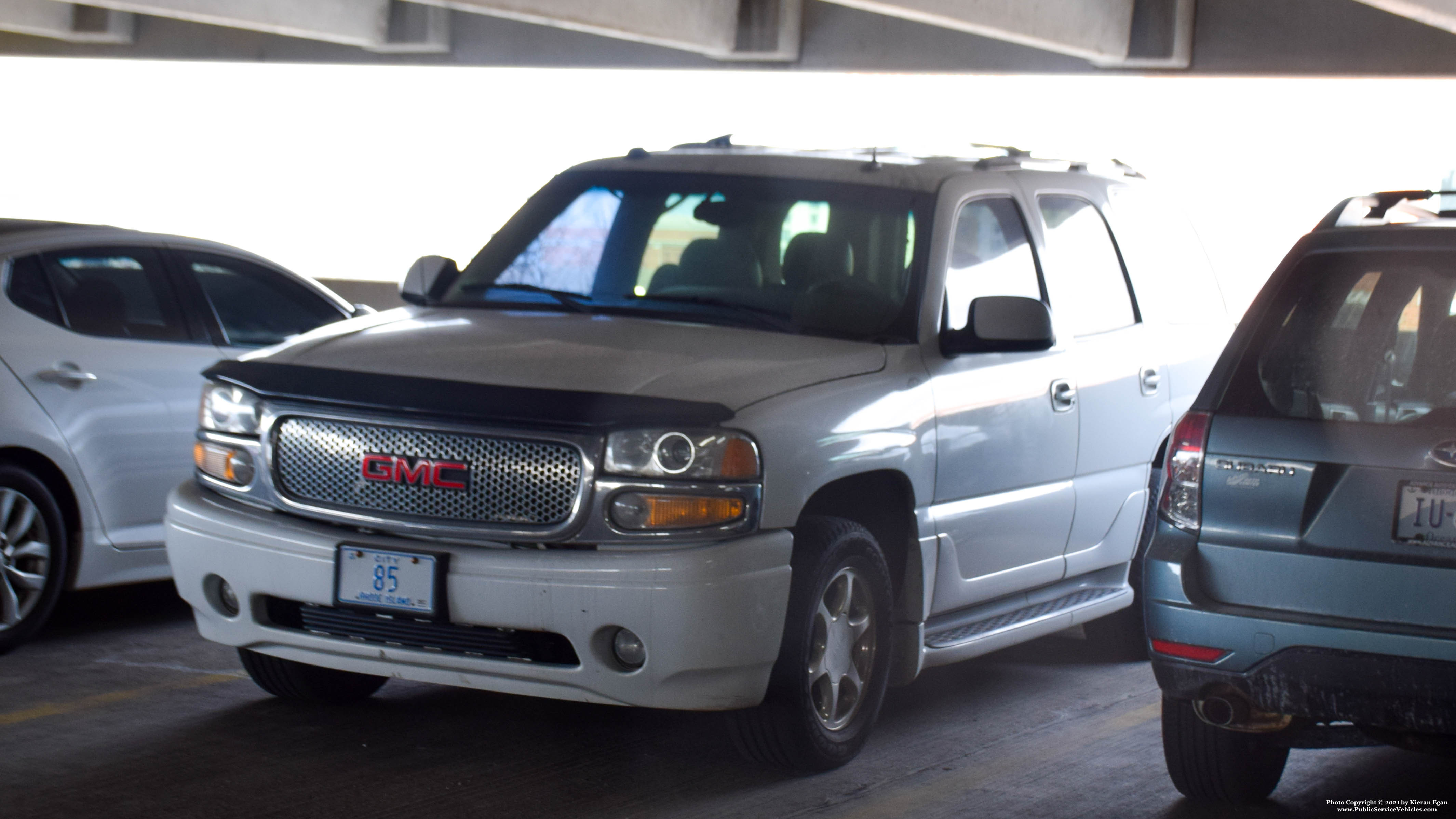 A photo  of Providence Public Works
            Car 85, a 2000-2006 GMC Yukon             taken by Kieran Egan