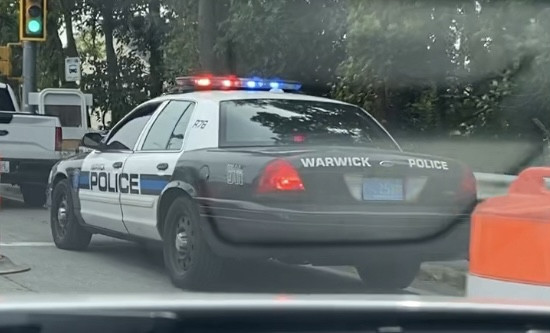 A photo  of Warwick Police
            Cruiser R-76, a 2009-2011 Ford Crown Victoria Police Interceptor             taken by @riemergencyvehicles