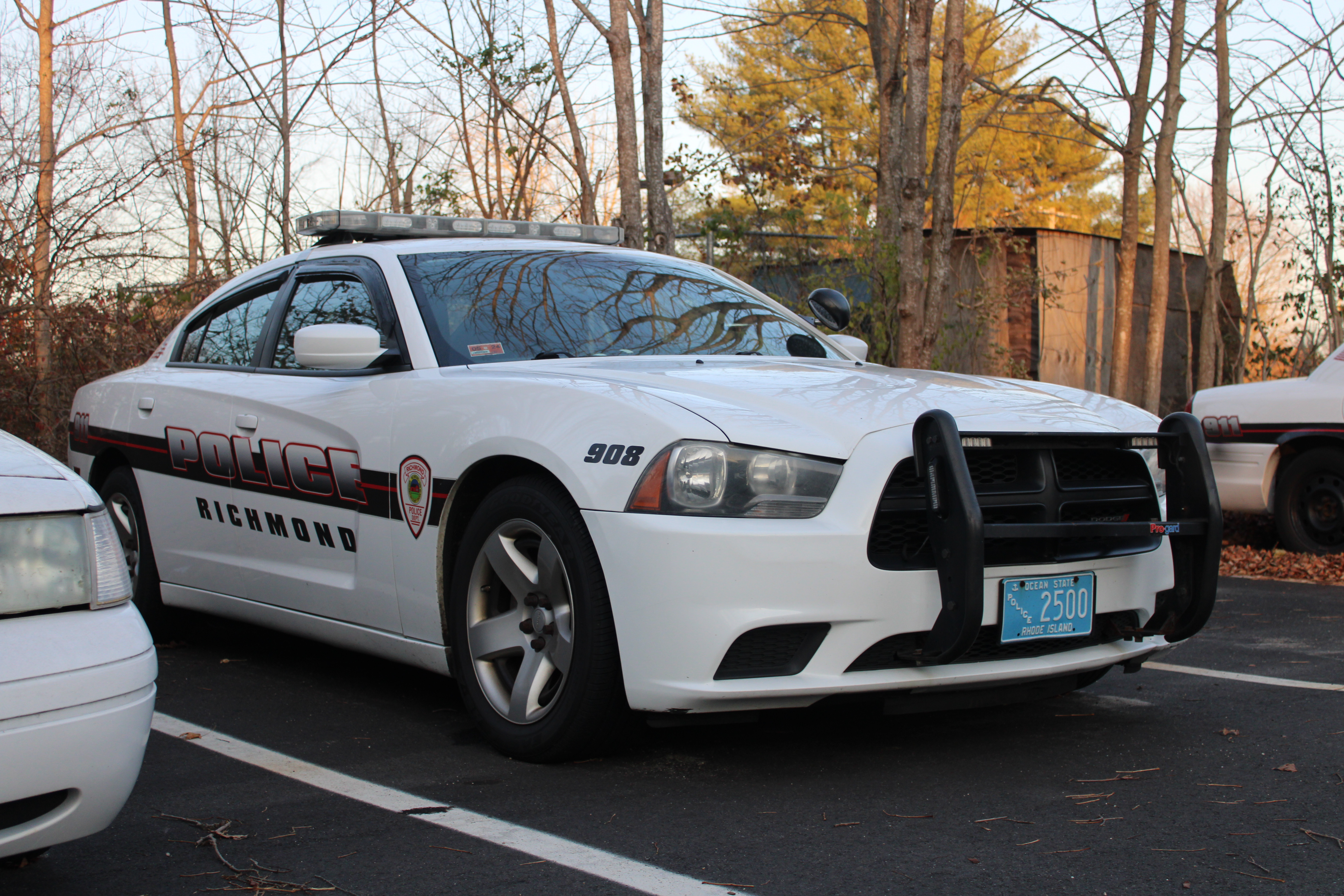 A photo  of Richmond Police
            Cruiser 908, a 2011-2014 Dodge Charger             taken by @riemergencyvehicles