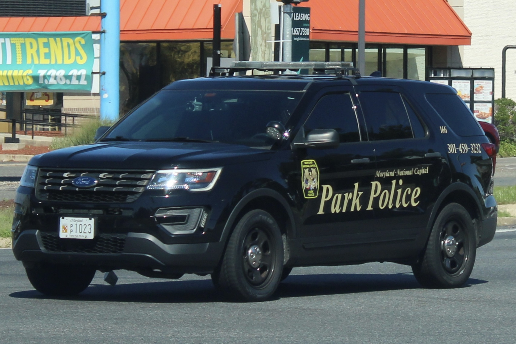 A photo  of Maryland-National Capital Park Police
            Cruiser 166, a 2017 Ford Police Interceptor Utility             taken by @riemergencyvehicles