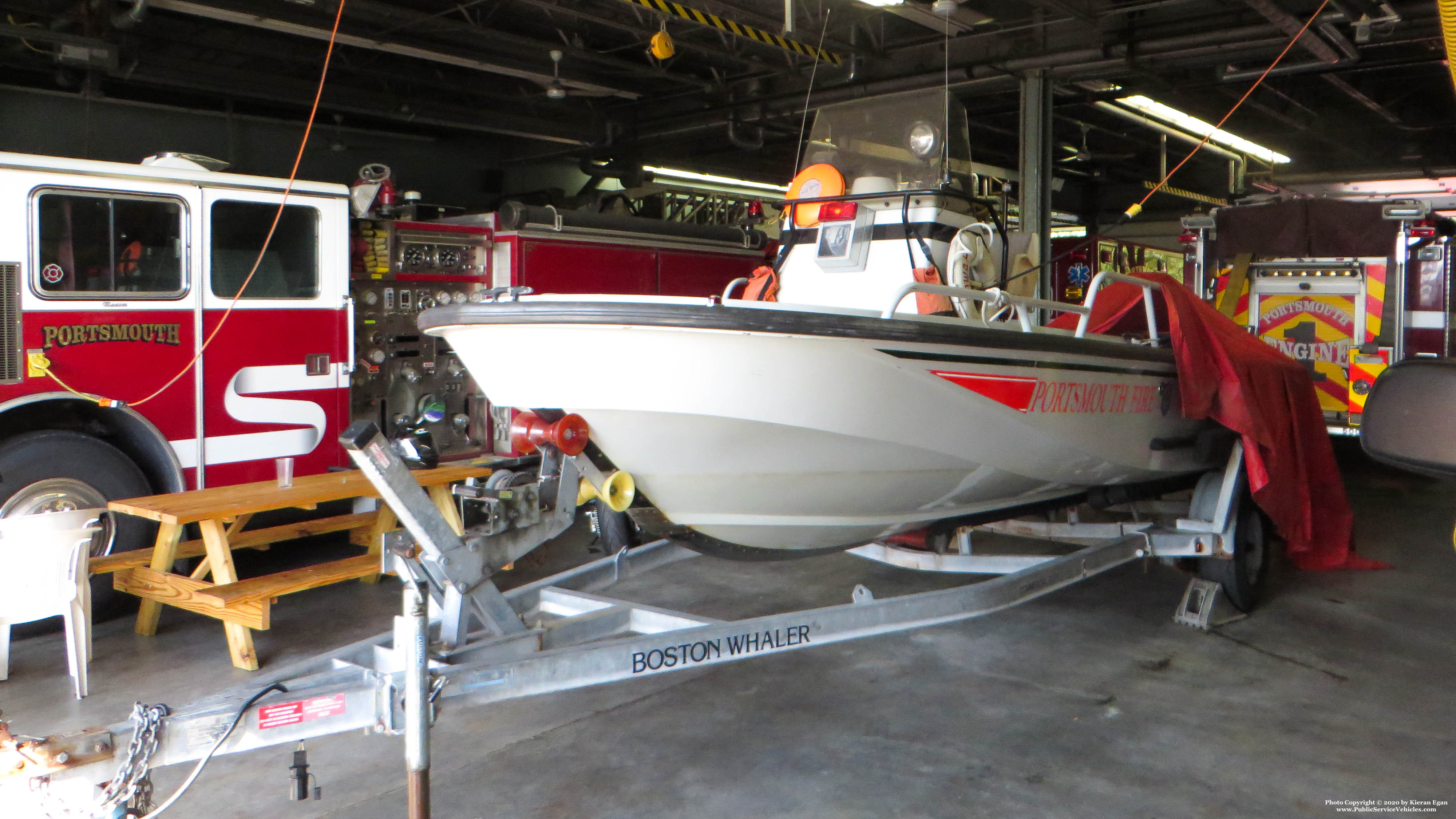 A photo  of Portsmouth Fire
            Marine 29, a 2000-2010 Boston Whaler Marine Unit             taken by Kieran Egan