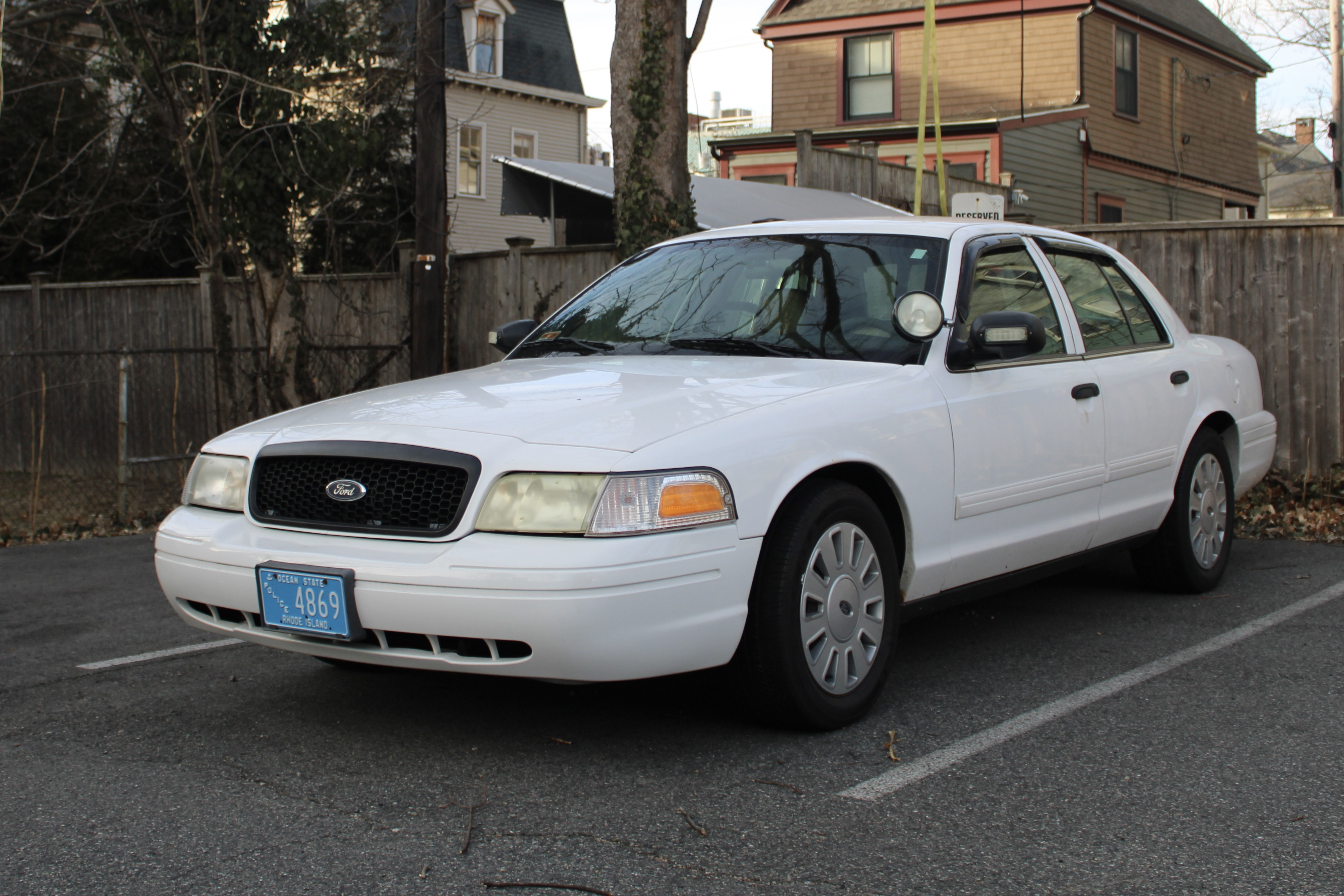 A photo  of Brown University Police
            Unmarked Unit, a 2010 Ford Crown Victoria Police Interceptor             taken by @riemergencyvehicles