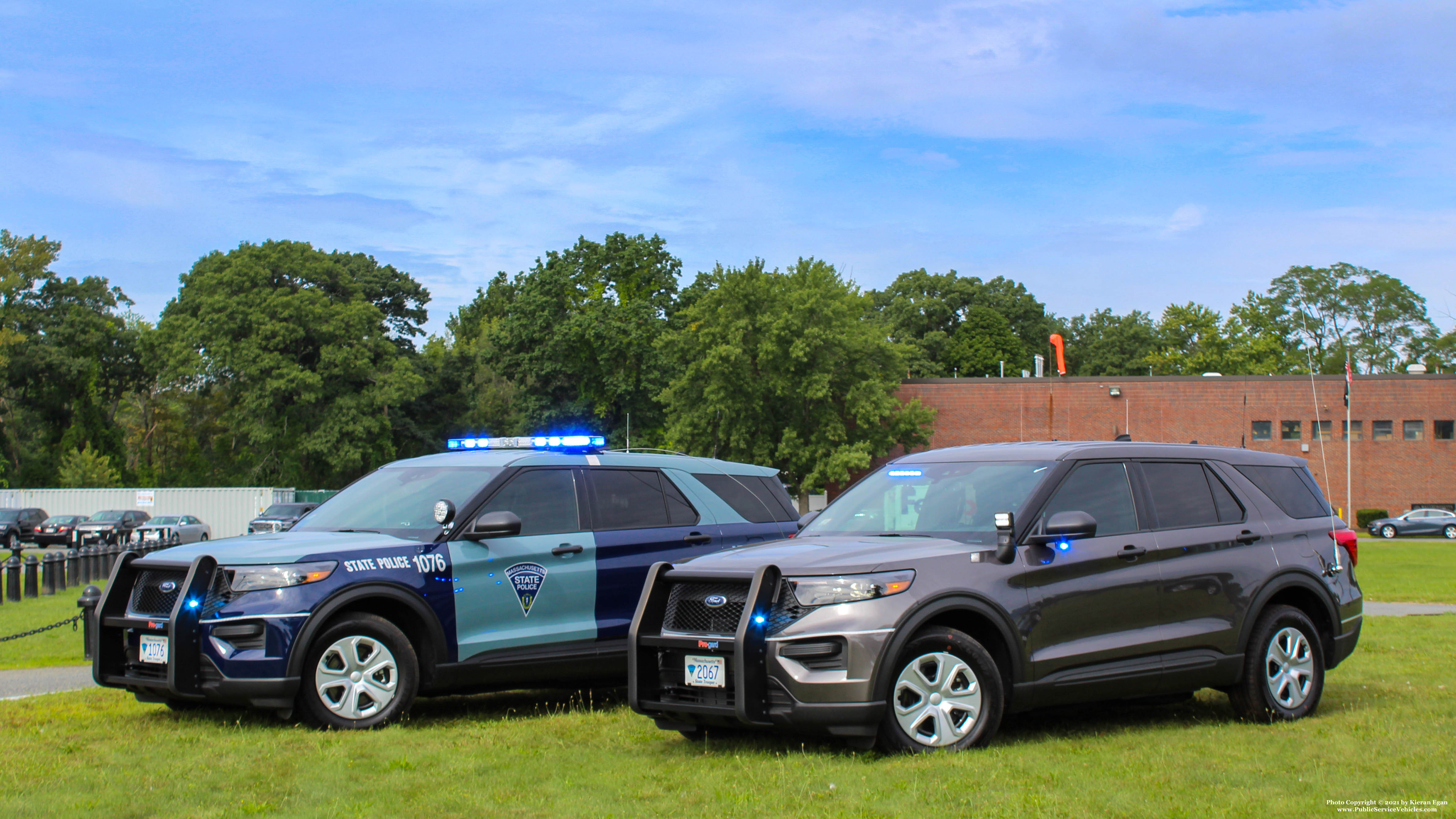 A photo  of Massachusetts State Police
            Cruiser 1076, a 2021 Ford Police Interceptor Utility Hybrid             taken by Kieran Egan